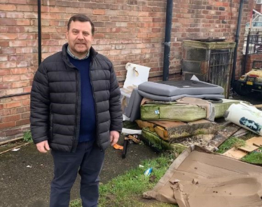 Fly Tipping In Warrington - Andy Carter MP