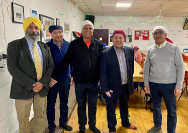 MP and members of the Sikh community