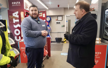 Andy Carter MP meets with Peter